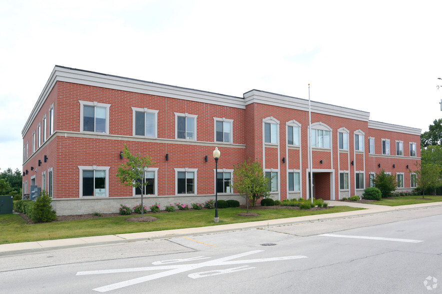 204 E Prairie, Marengo, IL en alquiler - Foto del edificio - Imagen 2 de 3