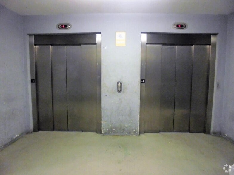 Calle de Barceló, 6, Madrid, Madrid en alquiler - Foto del edificio - Imagen 2 de 9