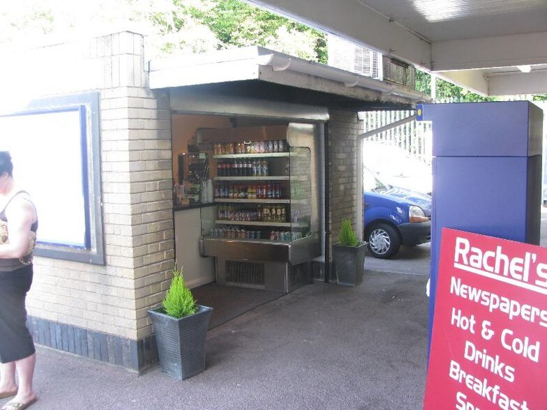 London Rd, Purfleet en alquiler - Foto del edificio - Imagen 2 de 2