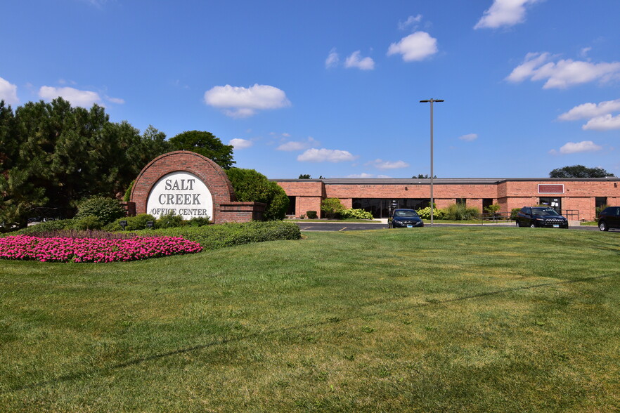 2010 E Algonquin Rd, Schaumburg, IL en alquiler - Foto del edificio - Imagen 1 de 7