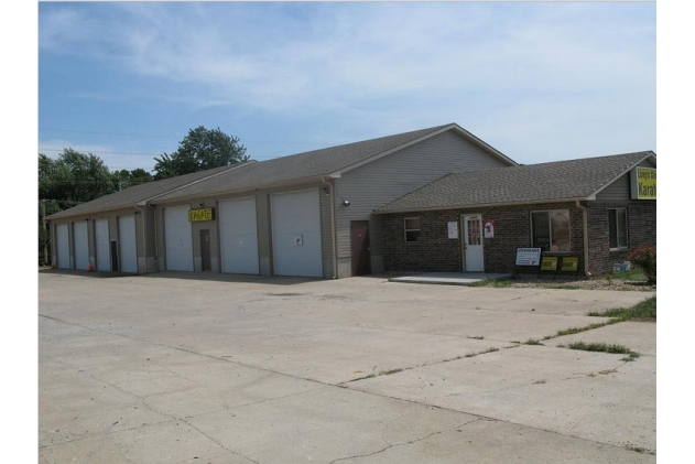 2424 R.D. Mize Rd, Independence, MO en alquiler - Otros - Imagen 1 de 12