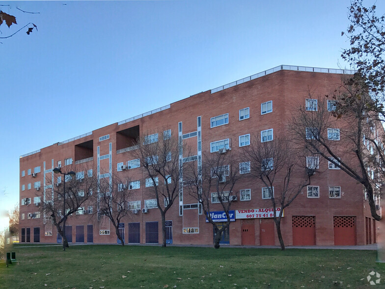 Calle Alhaquén, 8, Getafe, Madrid en venta - Foto del edificio - Imagen 2 de 2