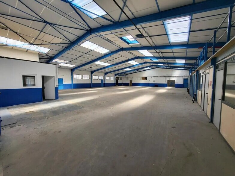 Flex en Vaulx-en-Velin en venta - Foto del edificio - Imagen 2 de 7