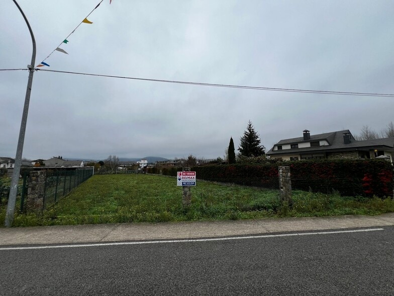 la, 7, Carracedelo, León en venta - Foto del edificio - Imagen 2 de 3