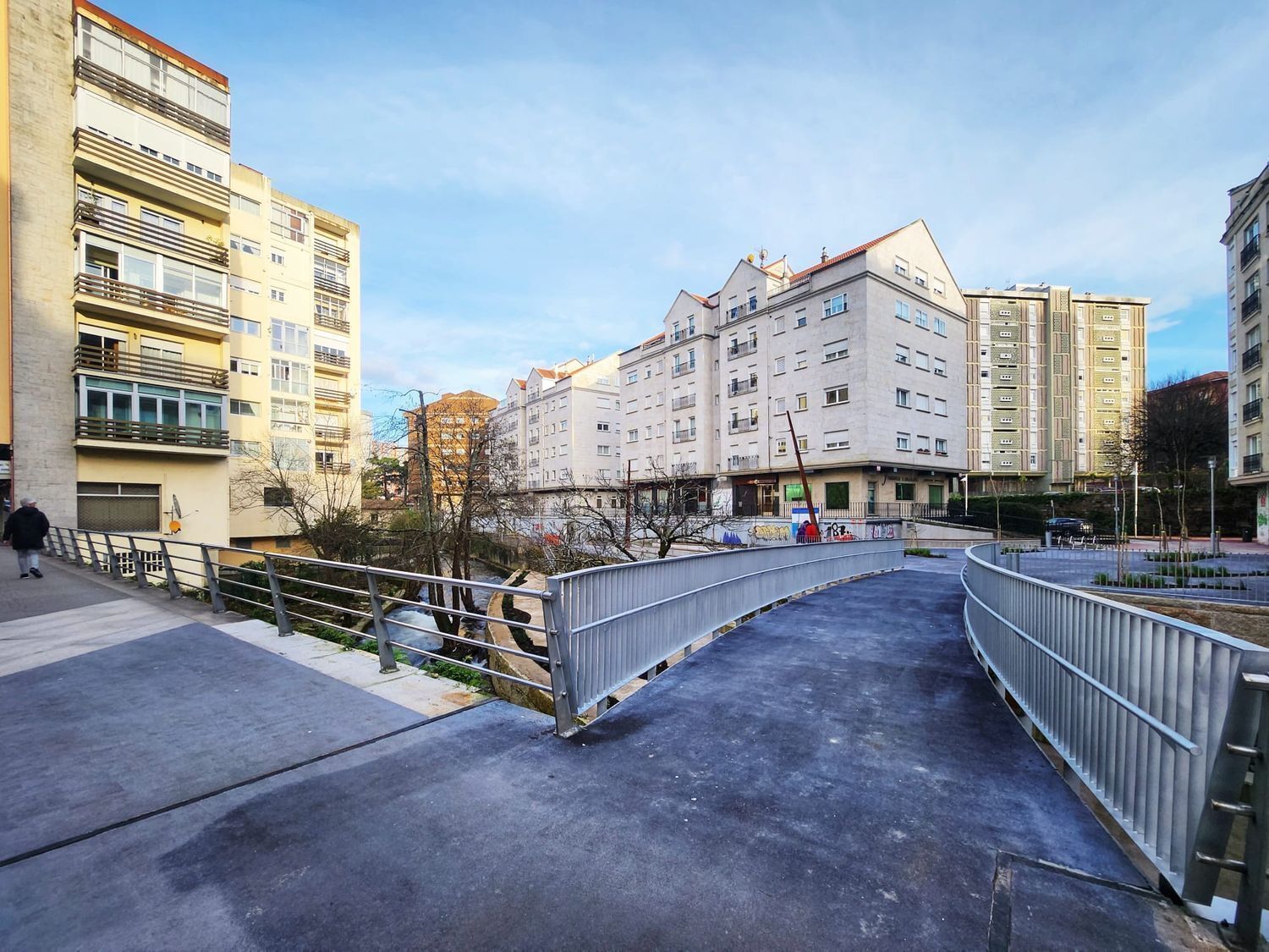 Local en Pontevedra en venta Foto del edificio- Imagen 1 de 26