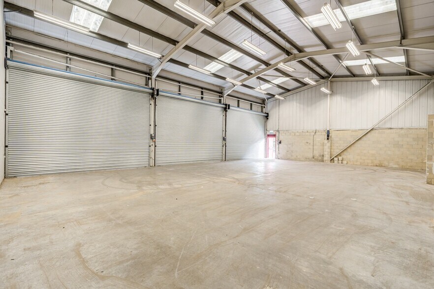 70 South Road, Hailsham, East Sussex cartera de 4 inmuebles en venta en LoopNet.es - Foto del interior - Imagen 3 de 6