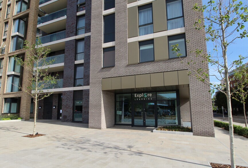 Sury Basin, Kingston Upon Thames en venta - Foto del edificio - Imagen 1 de 8