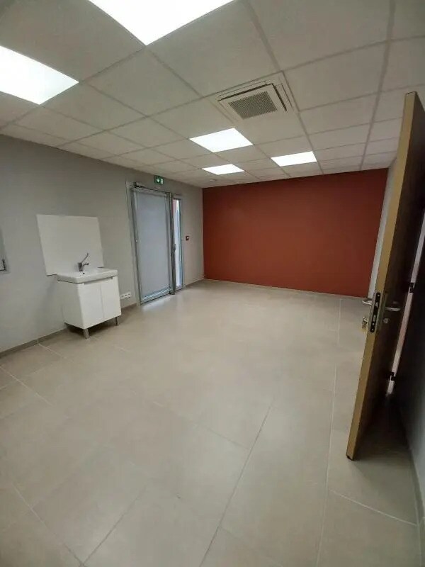 9 Avenue Du Stade, Saint-Désert en alquiler Foto del interior- Imagen 1 de 5