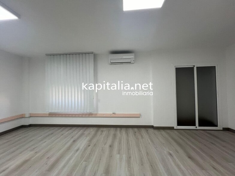 Local en Ontinyent, Valencia en venta - Foto del edificio - Imagen 2 de 8