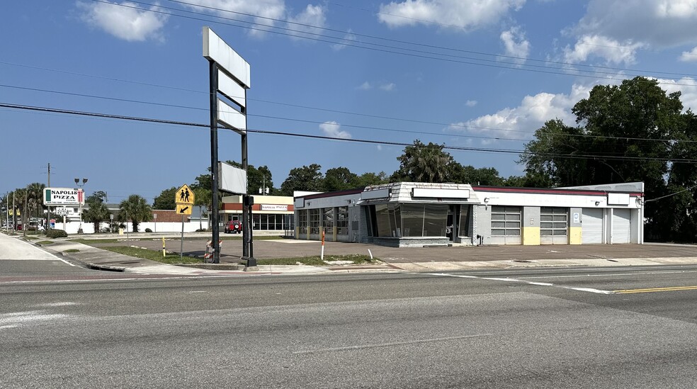 1227 University Blvd N, Jacksonville, FL en venta - Foto del edificio - Imagen 1 de 19