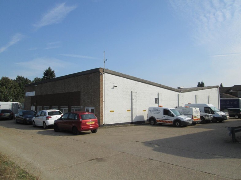 1-3 Old Oak Clos, Arlesey en venta - Foto del edificio - Imagen 3 de 3