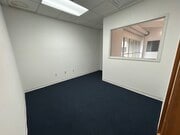 #20157 - Private Office