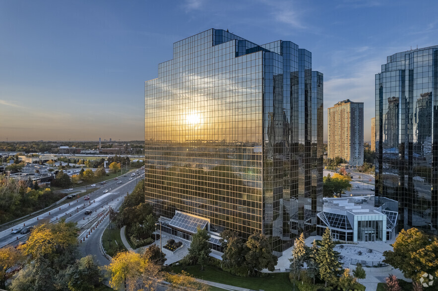 100 Consilium Pl, Toronto, ON en alquiler - Foto del edificio - Imagen 2 de 7