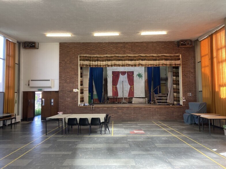 45 Mill Park Dr, Wirral en venta - Foto del interior - Imagen 2 de 5