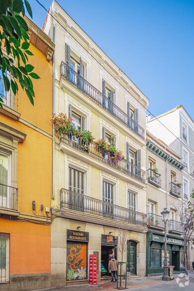 Calle de las Huertas, 24, Madrid, Madrid en venta - Foto del edificio - Imagen 3 de 3