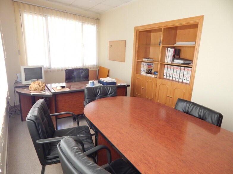 Local en València en venta - Foto del edificio - Imagen 1 de 19