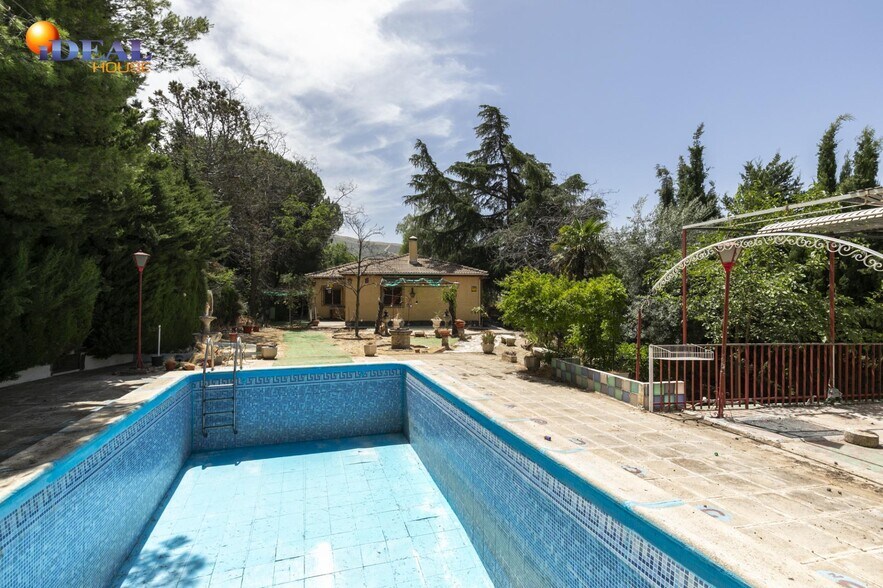 Plaza Trajano, 24, Cenes de la Vega, Granada en venta - Foto del edificio - Imagen 2 de 36