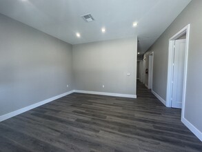 8815 West Rd, Houston, TX en alquiler Foto del interior- Imagen 1 de 16