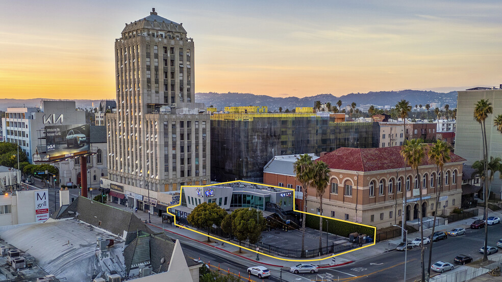 3855 Wilshire Blvd, Los Angeles, CA en venta - Foto del edificio - Imagen 1 de 6