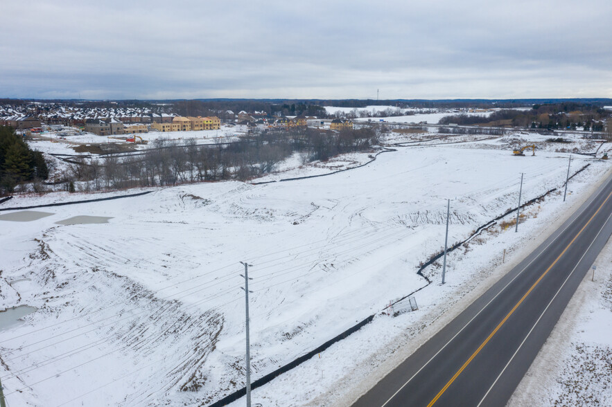 1588 St. John’s Sideroad E, Aurora, ON en venta - Foto del edificio - Imagen 2 de 3