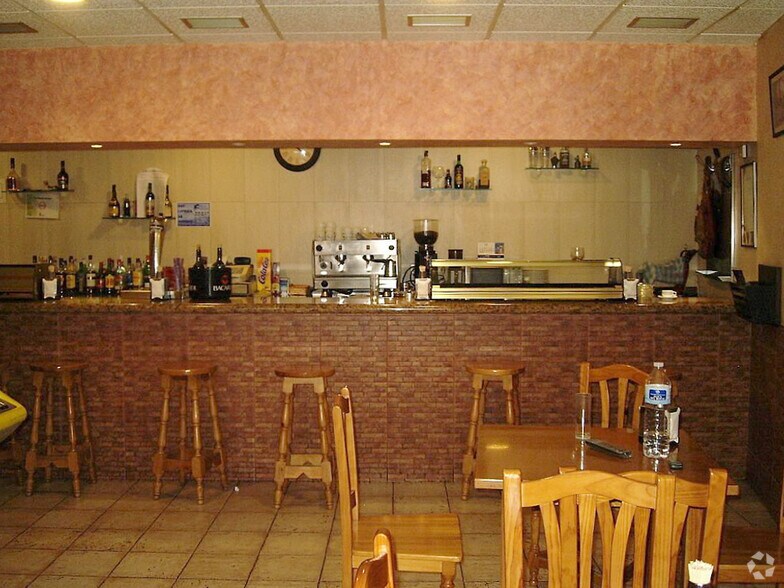 Local en Ávila, Ávila en venta - Foto del edificio - Imagen 3 de 17