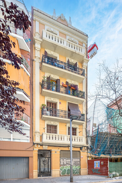 Edificio residencial en Barcelona, Barcelona en venta - Foto principal - Imagen 1 de 1