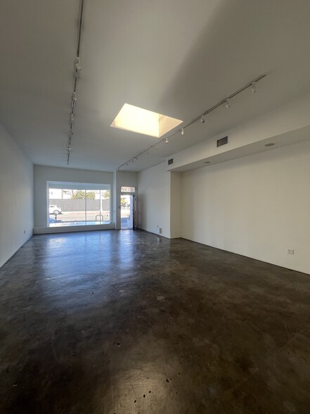 8334-8336 W 3rd St, Los Angeles, CA en alquiler - Foto del edificio - Imagen 2 de 6