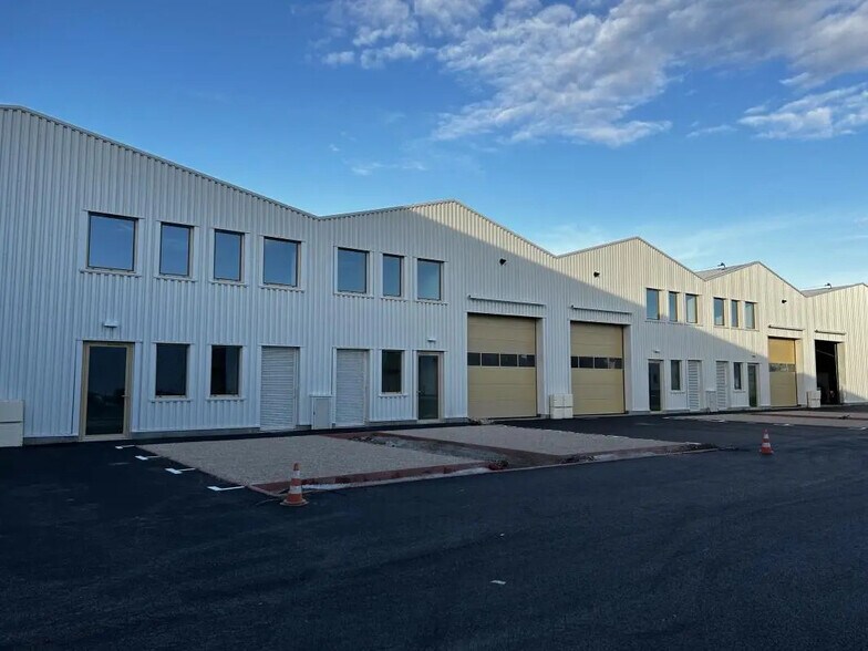 22 Rue Marius Grosso, Vaulx-en-Velin en alquiler - Foto del edificio - Imagen 2 de 17