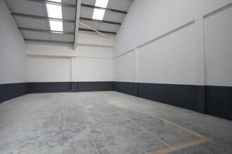 103 Cheney Manor, Swindon en alquiler Foto del interior- Imagen 1 de 2