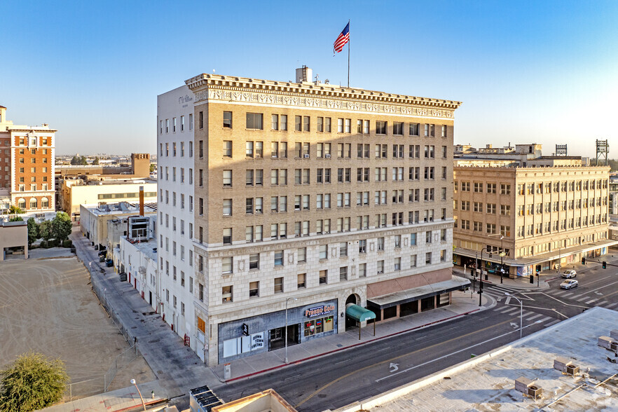 2014 Tulare St, Fresno, CA en alquiler - Foto del edificio - Imagen 2 de 10