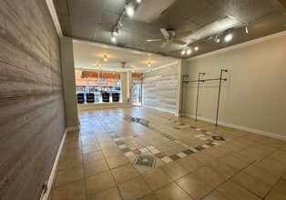 822 E New Haven Ave, Melbourne, FL en alquiler Foto del interior- Imagen 2 de 3