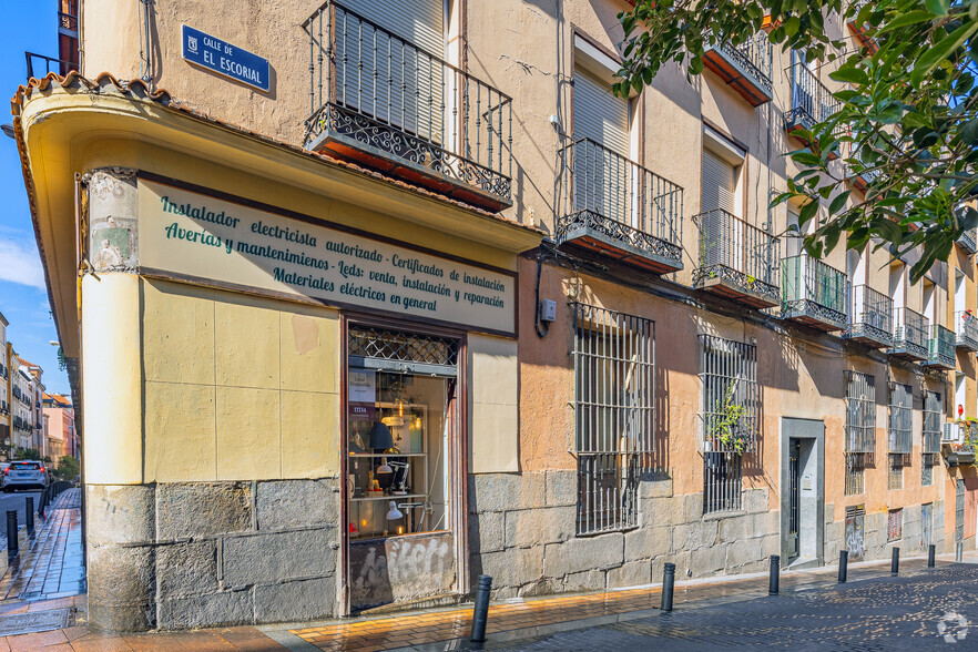 Calle Madera, 33, Madrid, Madrid en alquiler - Foto del edificio - Imagen 2 de 2