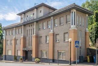 Más detalles de Iparralde Hiribidea, 1, Oiartzun - Hoteles y hospedaje en venta