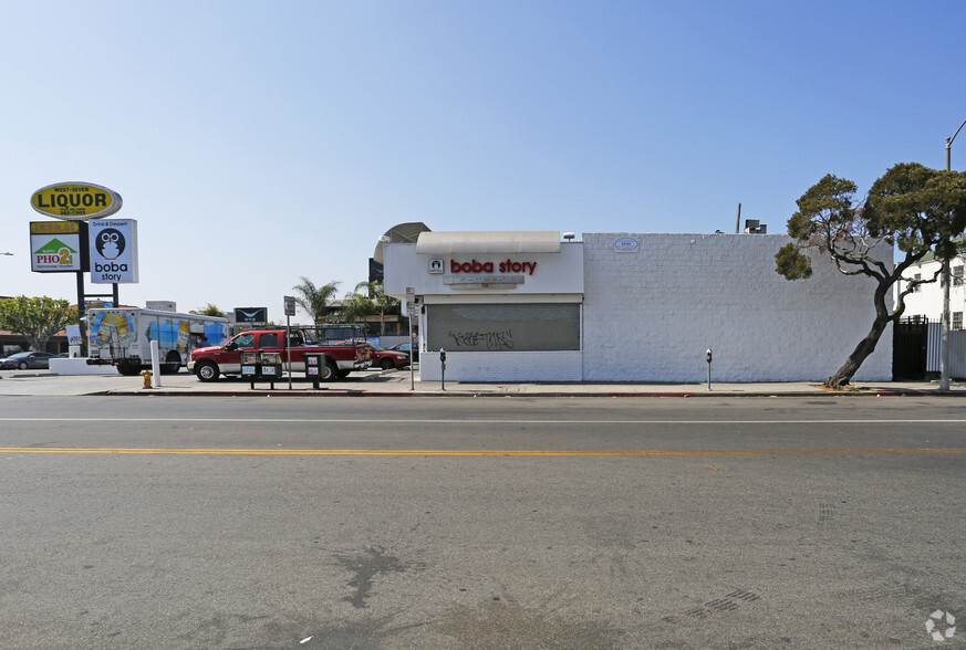 703 S Western Ave, Los Angeles, CA en alquiler - Foto del edificio - Imagen 3 de 3