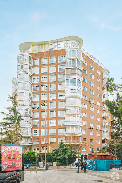 Calle Príncipe de Vergara, 103, Madrid, Madrid en alquiler - Foto del edificio - Imagen 2 de 8