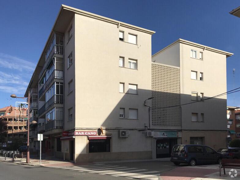 Avenida Guadalajara, 13, Azuqueca de Henares, Guadalajara en alquiler - Foto del edificio - Imagen 2 de 2