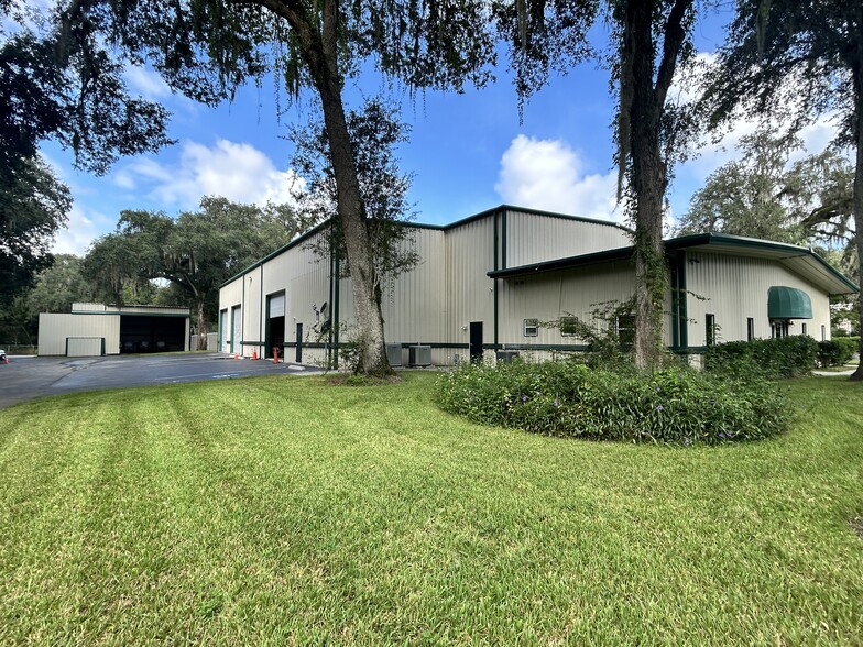 14337 Annutalaga Ave, Brooksville, FL en venta - Foto del edificio - Imagen 3 de 49