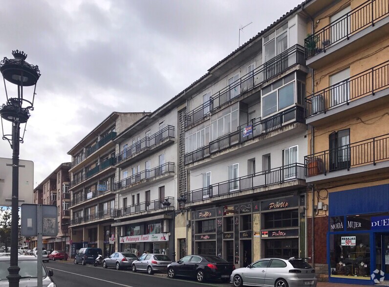 Avenida De Portugal, 37, Ávila, Ávila en venta - Foto del edificio - Imagen 2 de 2