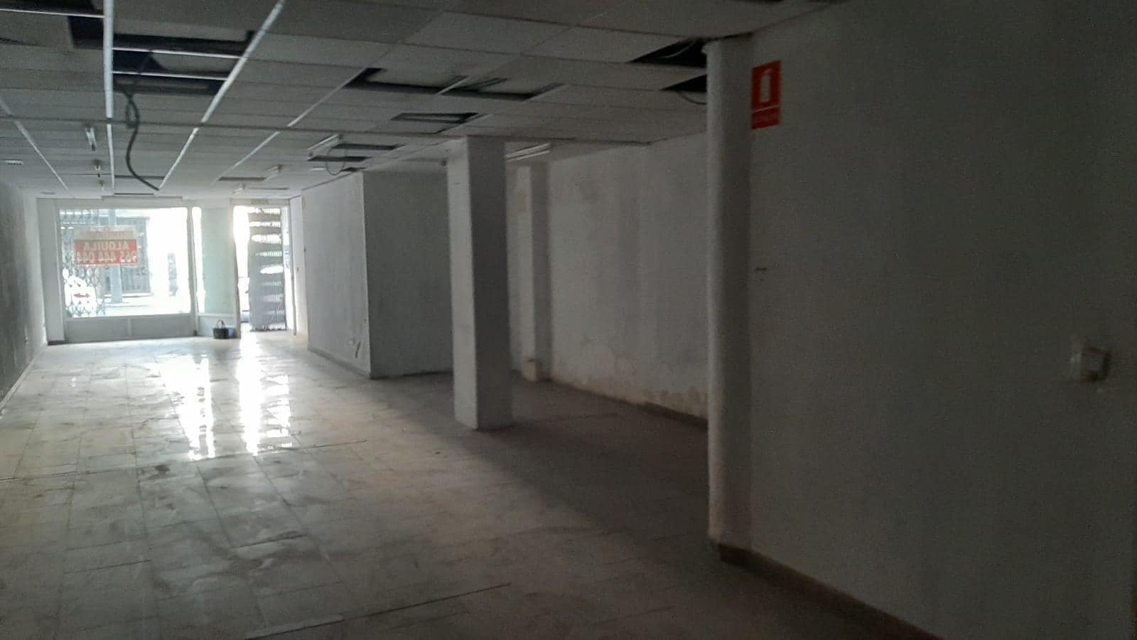 Local en Elche, Alicante en venta Foto del interior- Imagen 1 de 5