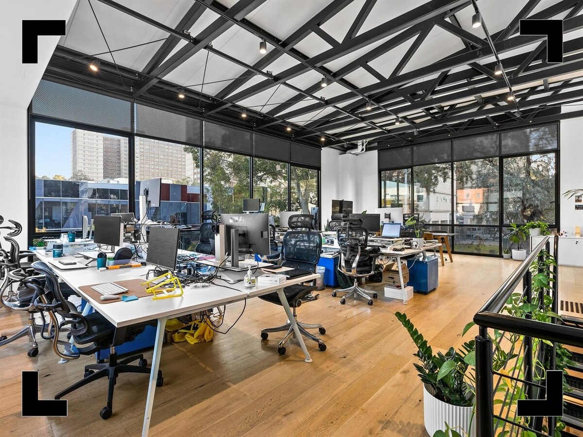 1 Bromham Pl, Richmond, VIC 3121 - Unidad 1 - - Foto del interior - Image 1 of 3