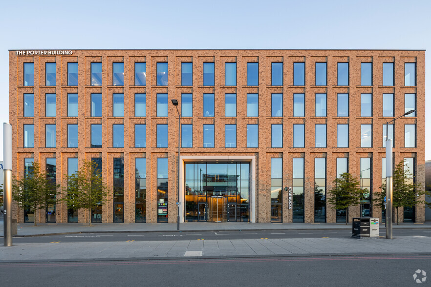 Brunel Way, Slough en alquiler - Foto del edificio - Imagen 2 de 7