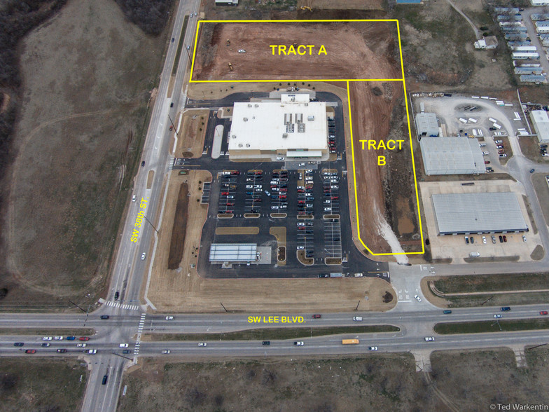 3743 SW Lee Blvd, Lawton, OK en venta - Foto del edificio - Imagen 1 de 1