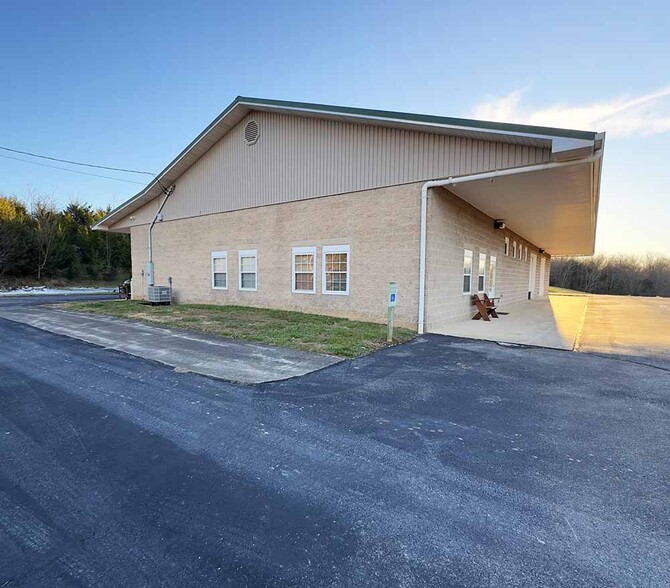 7115 Newport Hwy, Greeneville, TN en venta - Foto del edificio - Imagen 3 de 14