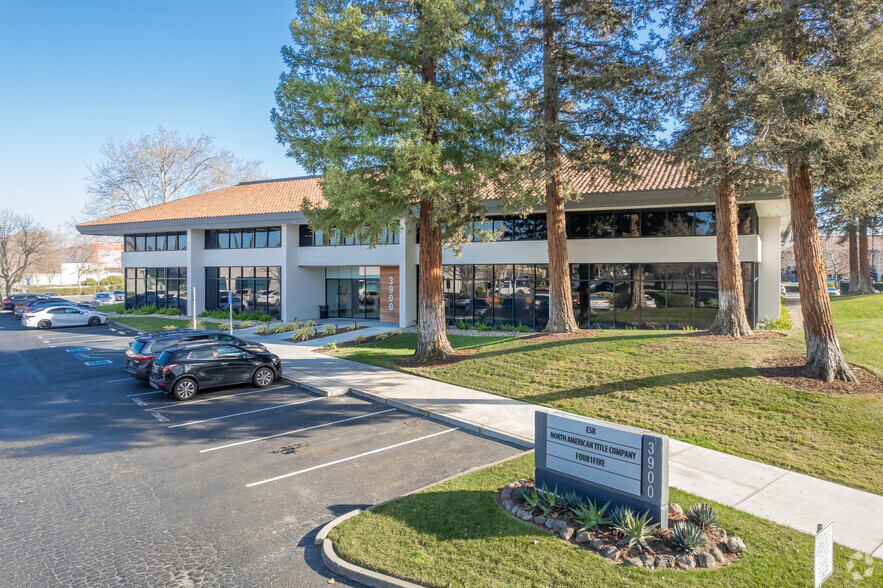 3900 Lennane Dr, Sacramento, CA en venta - Foto del edificio - Imagen 3 de 16