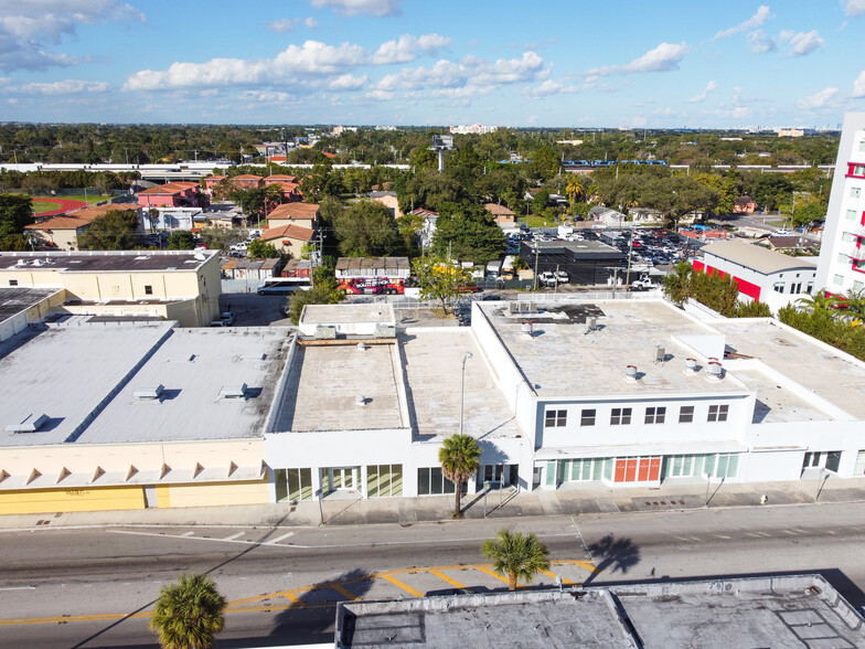 1635 NW 36th St, Miami, FL en alquiler - Foto del edificio - Imagen 1 de 5