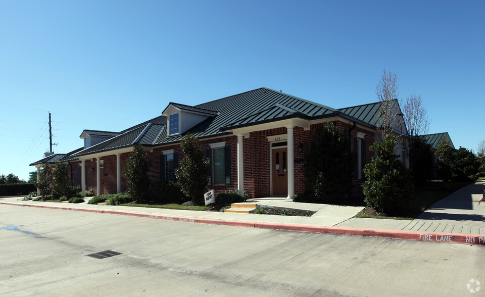 4501 Cartwright Rd, Missouri City, TX en alquiler - Foto del edificio - Imagen 2 de 17