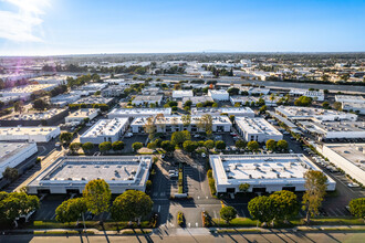 2730 S Harbor Blvd, Santa Ana, CA - vista aérea  vista de mapa - Image1