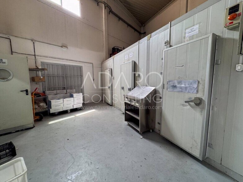 Nave en Móstoles, Madrid en venta - Foto del interior - Imagen 3 de 19