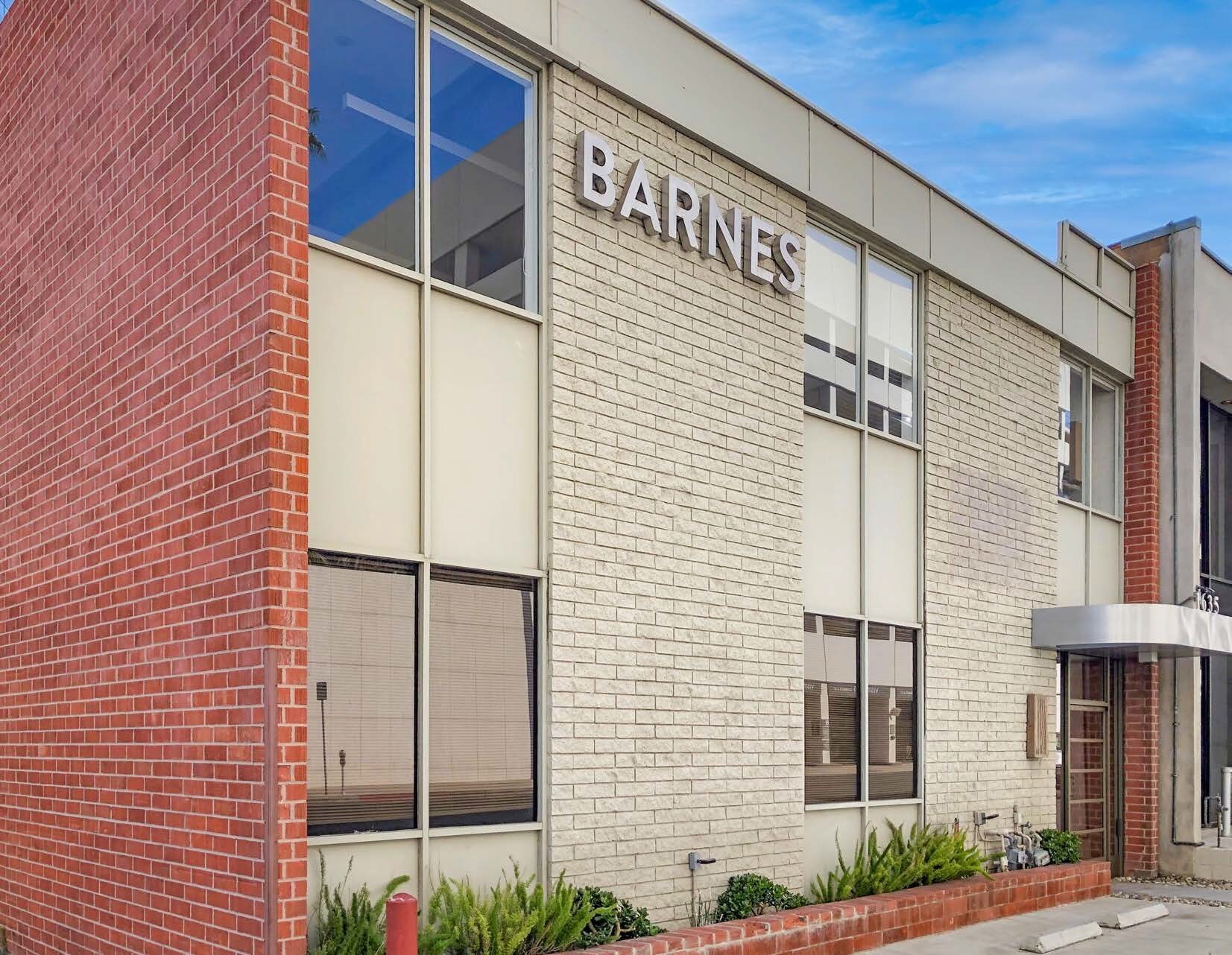 1635 Pontius Ave, Los Angeles, CA en alquiler Foto principal- Imagen 1 de 30