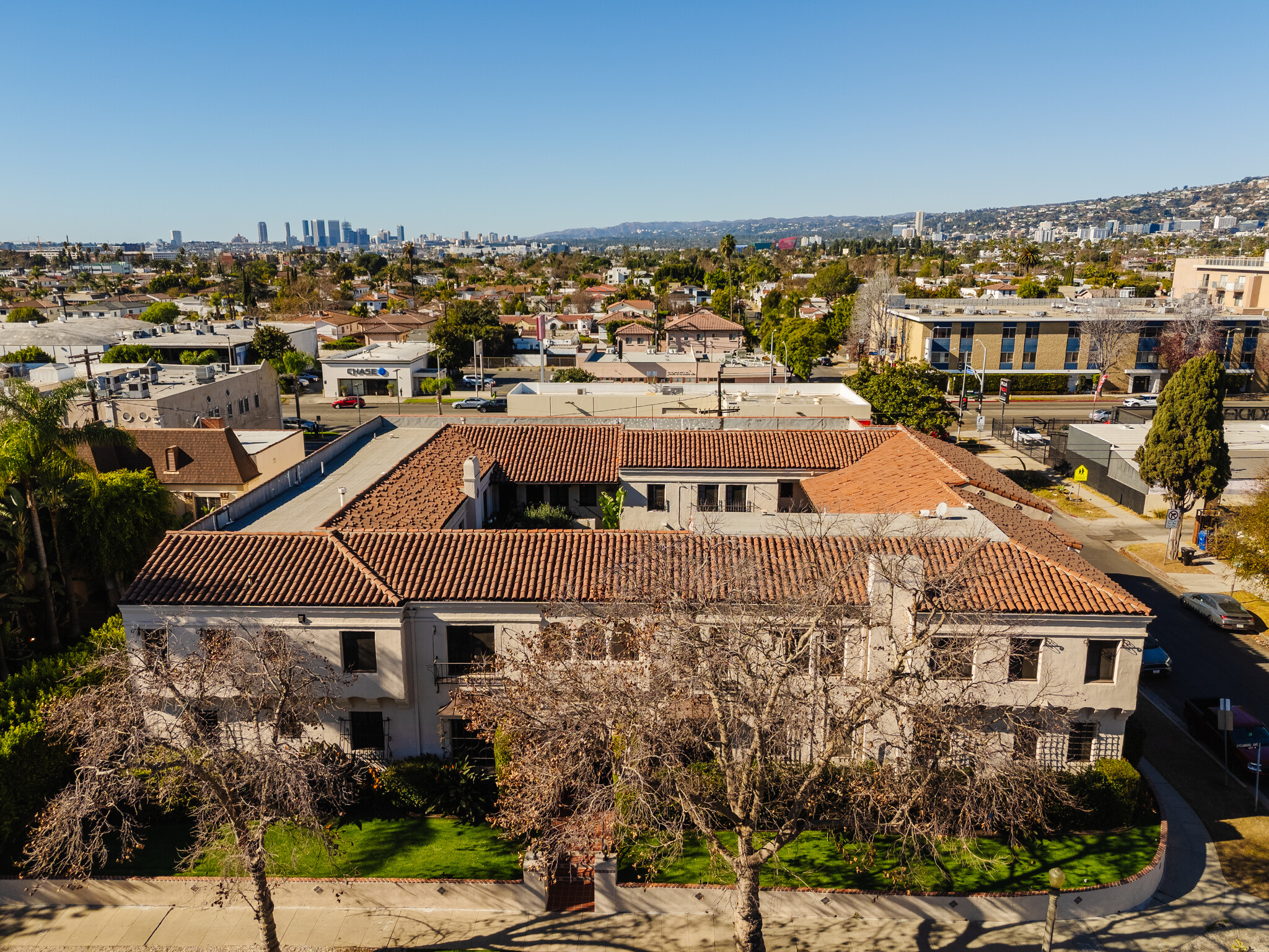 455 N Sycamore Ave, Los Angeles, CA en venta Foto del edificio- Imagen 1 de 36